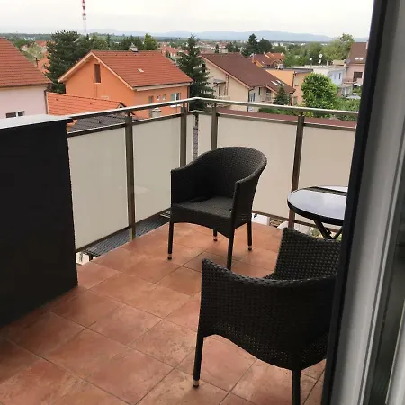 Apartment Sun Lakes - Sever Senec Exterior photo